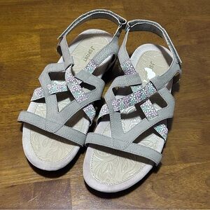 J SPORT by JAMBU WOODLAND SANDALS WOMEN US SZ 9.5 Model SJ18WOO54 GUC STRAPPY